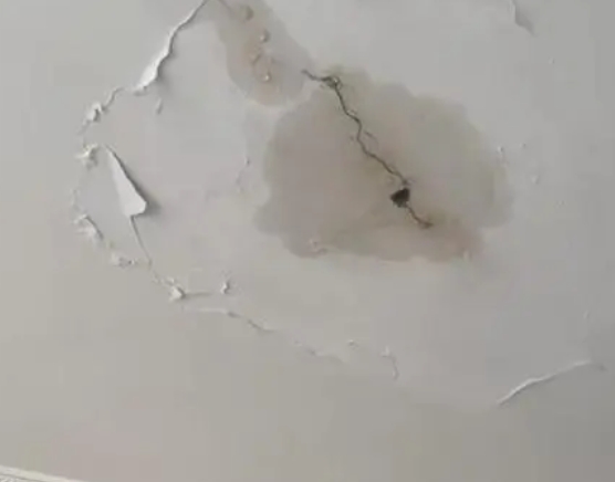 巴彦淖尔市阳台漏水维修公司分享下屋面防水工程质量问题原因分析